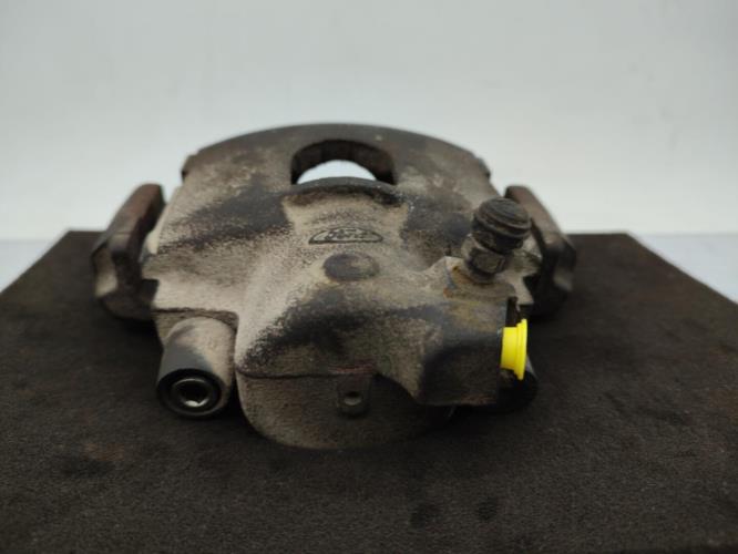 Etrier avant droit (freinage) FORD FIESTA 2 Essence