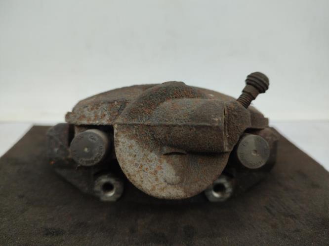 Etrier avant droit (freinage) FORD FIESTA 5 PHASE 1 Diesel