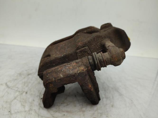 Etrier avant droit (freinage) NISSAN MICRA 3 PHASE 1 Essence