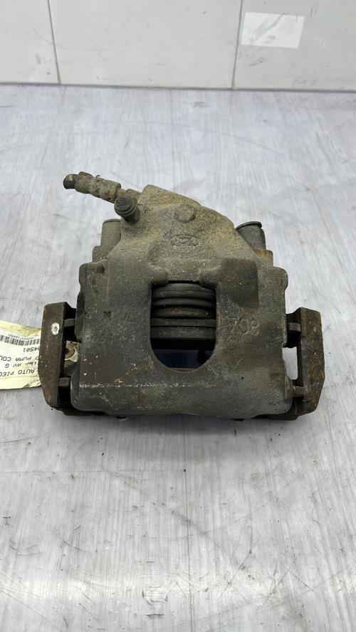 Etrier avant gauche (freinage) FORD PUMA COUPE Essence