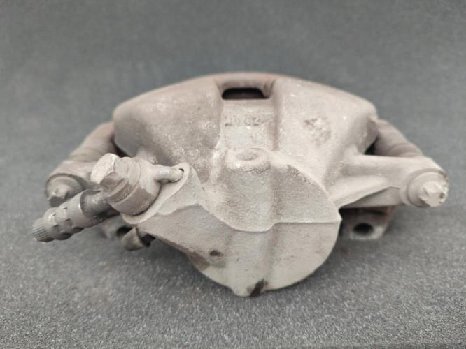 Etrier avant gauche (freinage) PEUGEOT 308 2 SW PHASE 1 BREAK Diesel