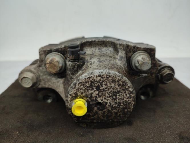 Etrier avant gauche (freinage) PEUGEOT 308 2 PHASE 1 Diesel