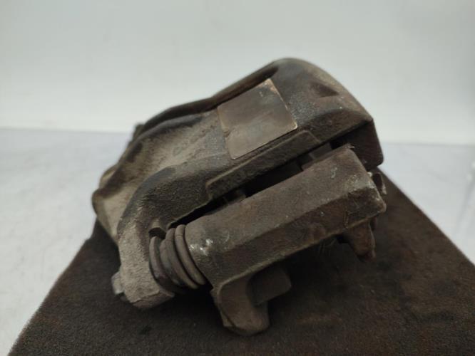 Etrier avant gauche (freinage) PEUGEOT 2008 1 PHASE 1 Diesel