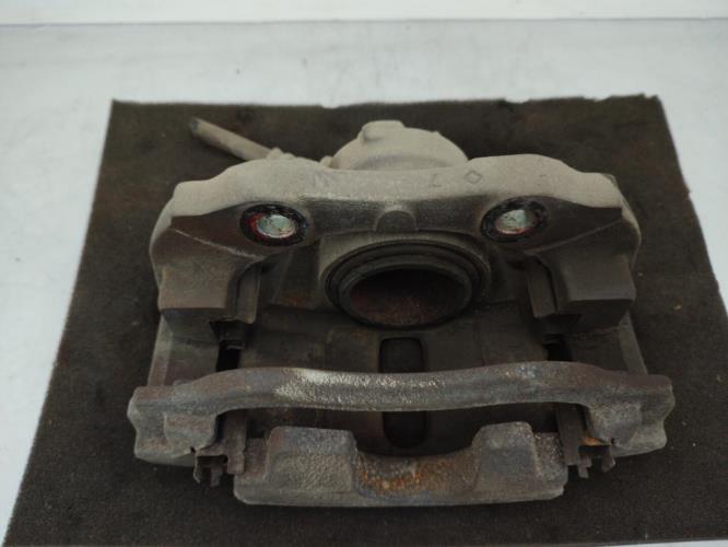 Etrier avant gauche (freinage) PEUGEOT 2008 1 PHASE 1 Diesel