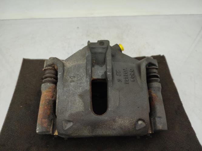 Etrier avant gauche (freinage) PEUGEOT 208 1 PHASE 2 Diesel