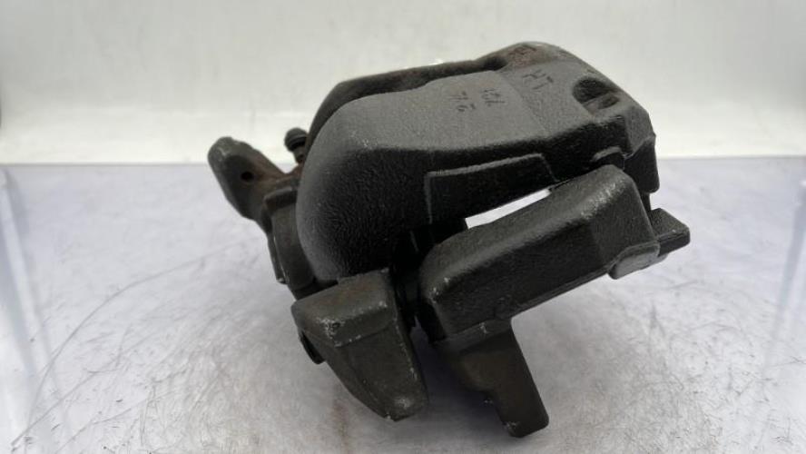 Etrier avant gauche (freinage) PEUGEOT 3008 2 PHASE 1 Diesel