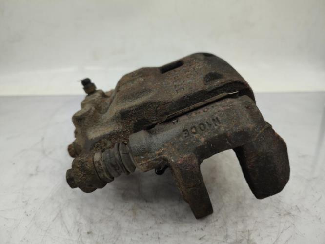 Etrier avant gauche (freinage) FORD FIESTA 6 PHASE 1