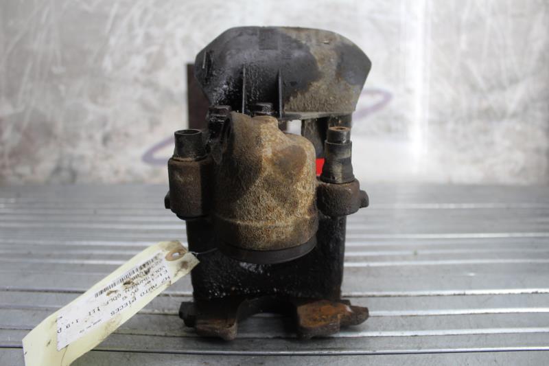 Etrier avant gauche (freinage) VOLKSWAGEN GOLF 3 BREAK Diesel