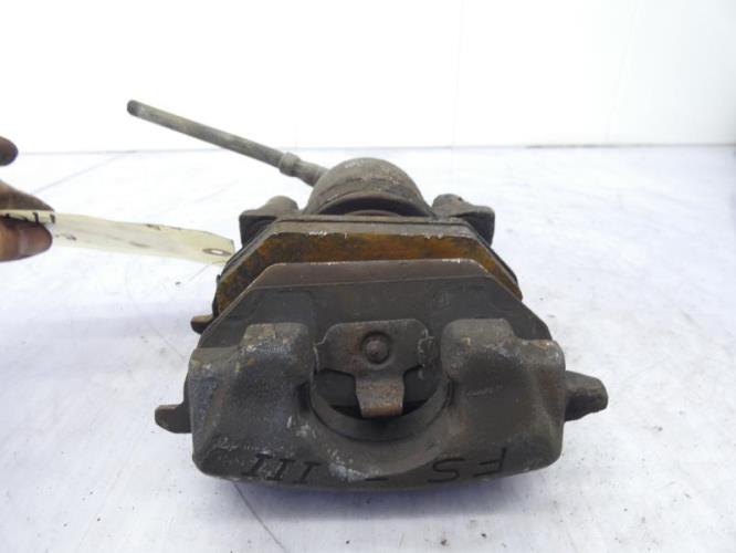 Etrier avant gauche (freinage) VOLKSWAGEN BORA Essence