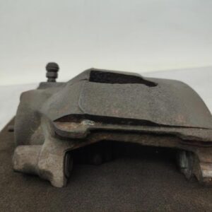 Etrier avant gauche (freinage) VOLKSWAGEN GOLF 4 Essence
