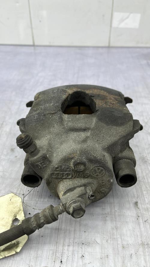Etrier avant gauche (freinage) VOLKSWAGEN POLO 5 PHASE 1 Essence