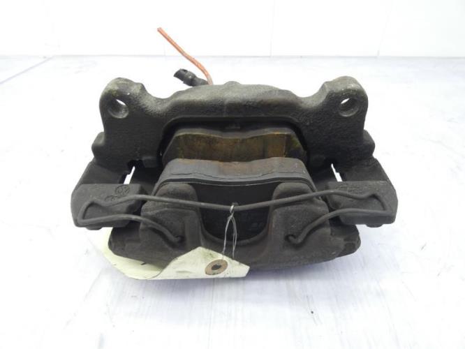Etrier avant gauche (freinage) VOLKSWAGEN JETTA 3 Diesel