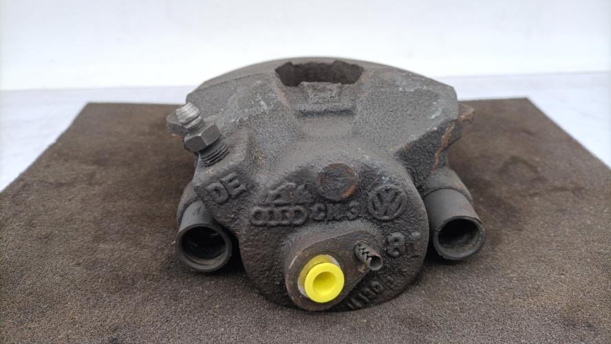 Etrier avant gauche (freinage) VOLKSWAGEN GOLF 6 Diesel