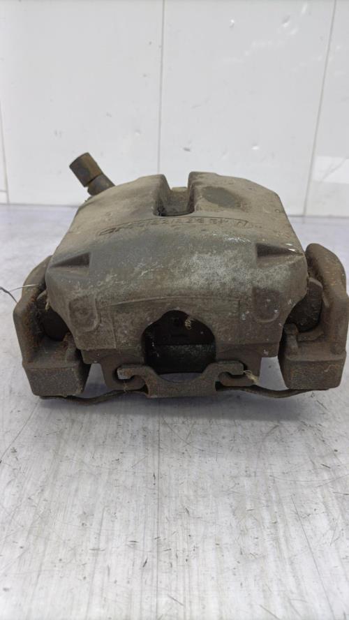 Etrier avant gauche (freinage) BMW SERIE 5 E39 PHASE 2 Diesel