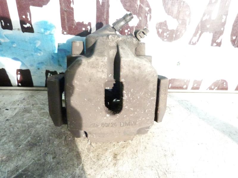 Etrier avant droit (freinage) BMW SERIE 5 E61 TOURING PHASE 1 BREAK Diesel
