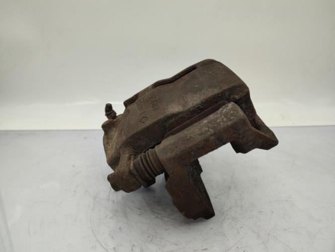 Etrier avant gauche (freinage) NISSAN ALMERA TINO PHASE 1 Diesel