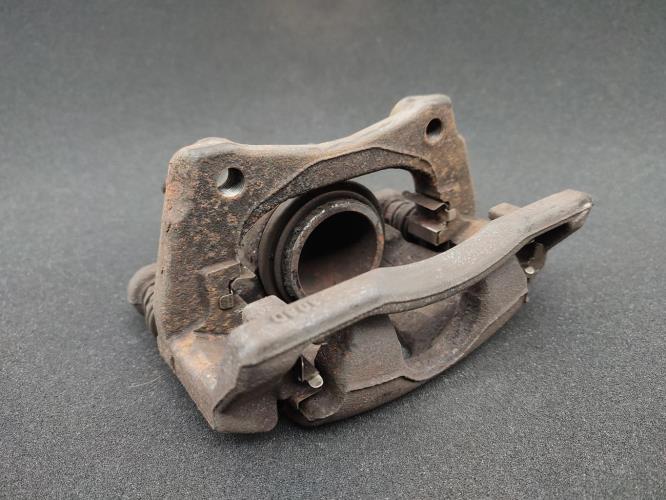 Etrier avant gauche (freinage) NISSAN MICRA 3 PHASE 1 Diesel