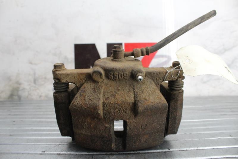 Etrier avant gauche (freinage) NISSAN X-TRAIL 2 PHASE 1 Diesel