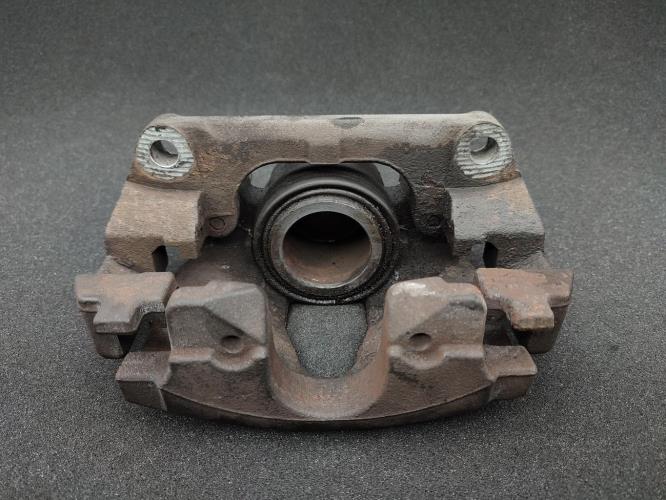 Etrier avant gauche (freinage) RENAULT LAGUNA 3 PHASE 1 Diesel