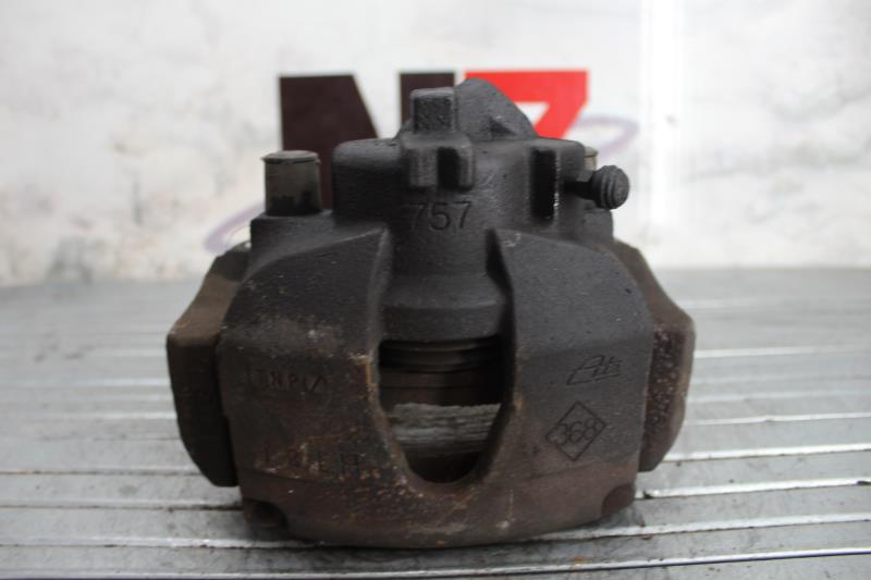 Etrier avant gauche (freinage) RENAULT LAGUNA 3 PHASE 1 Diesel