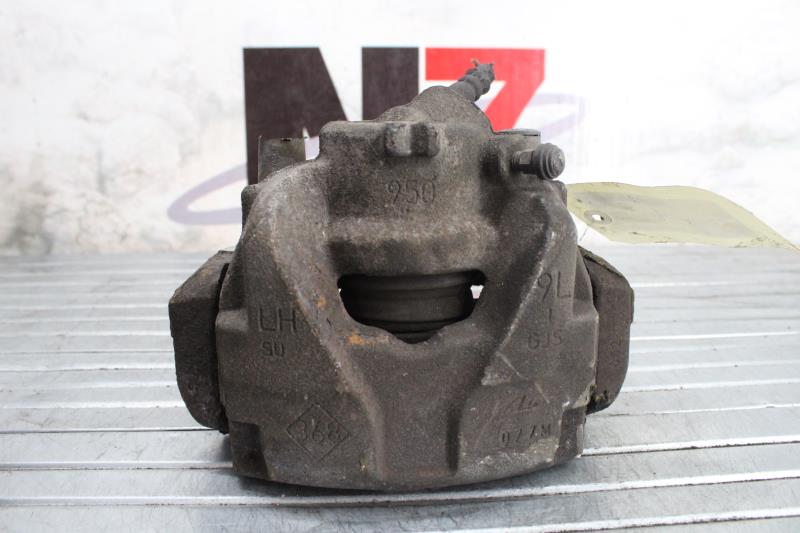 Etrier avant gauche (freinage) RENAULT MEGANE 3 PHASE 1 Diesel