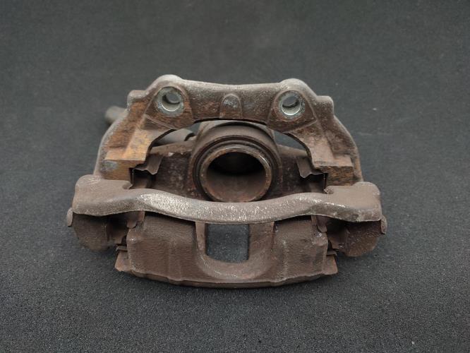 Etrier avant gauche (freinage) PEUGEOT 307 PHASE 2 BREAK Essence