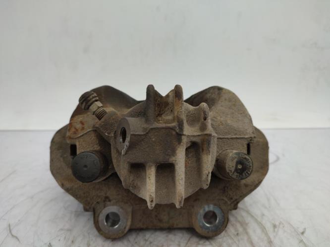 Etrier avant gauche (freinage) PEUGEOT 5008 1 PHASE 1 Diesel