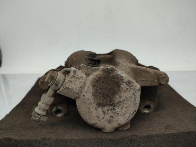 Etrier avant gauche (freinage) PEUGEOT 407 PHASE 1 Diesel