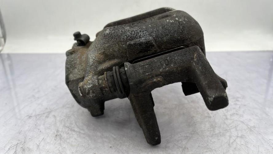 Etrier avant gauche (freinage) PEUGEOT 407 PHASE 1 Diesel