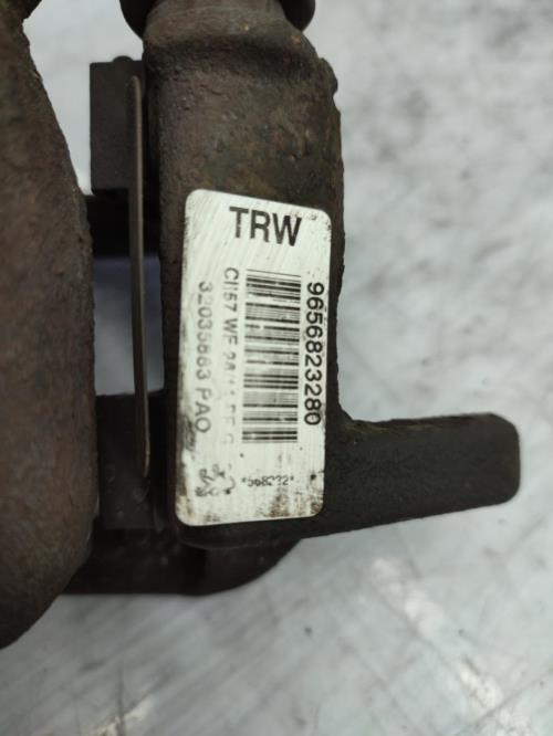 Etrier avant gauche (freinage) PEUGEOT 407 PHASE 1 BREAK Diesel