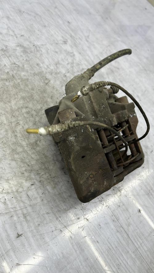 Etrier avant gauche (freinage) PEUGEOT 106 PHASE 1 Essence