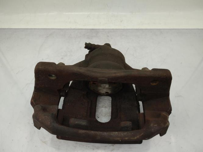 Etrier avant gauche (freinage) TOYOTA AURIS 1 PHASE 1 Essence