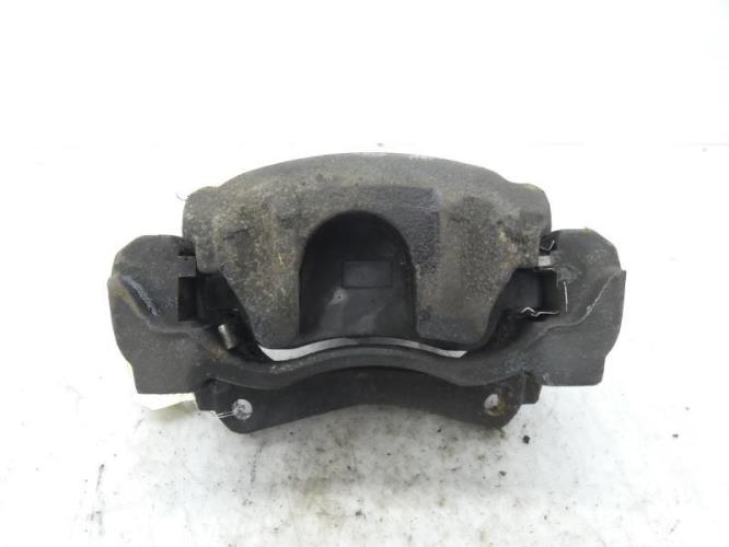 Etrier avant gauche (freinage) TOYOTA COROLLA VERSO 2 PHASE 2 Diesel