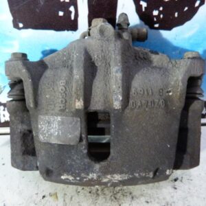 Etrier avant gauche (freinage) TOYOTA YARIS 1 PHASE 2 Diesel