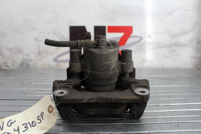 Etrier avant gauche (freinage) TOYOTA YARIS 2 PHASE 1 Diesel