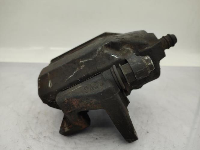 Etrier avant gauche (freinage) TOYOTA PRIUS 2 Essence/Hybride