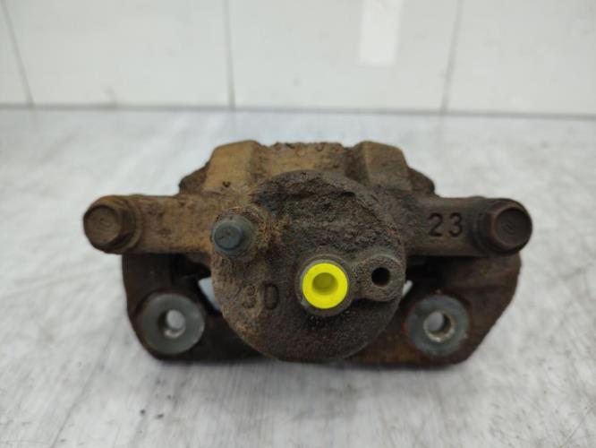Etrier avant gauche (freinage) TOYOTA YARIS 1 PHASE 1 Essence