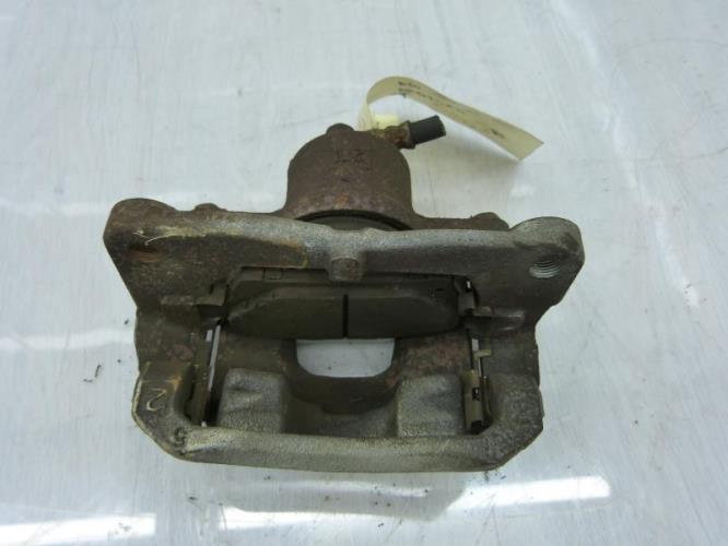 Etrier avant gauche (freinage) TOYOTA IQ Essence