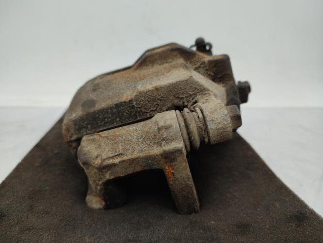 Etrier avant gauche (freinage) KIA CARENS 3 Diesel