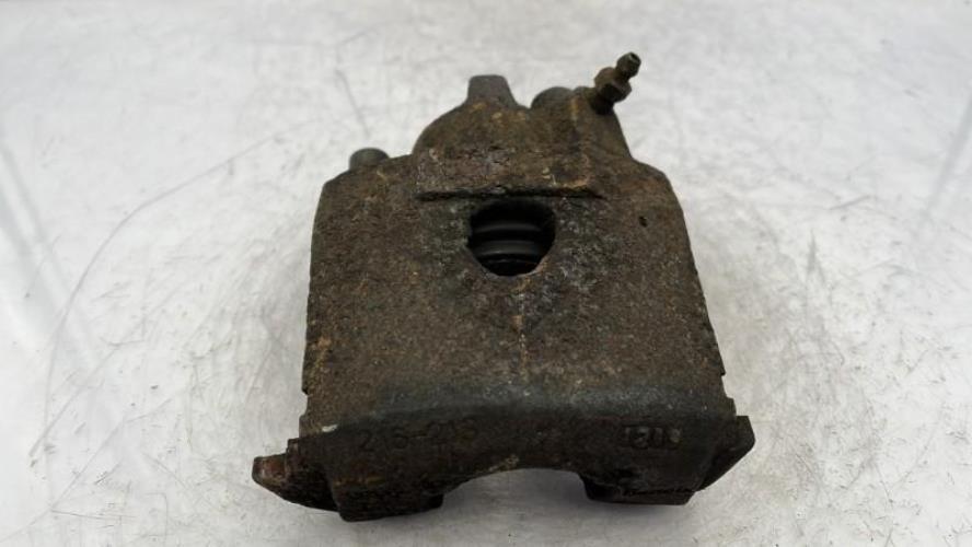 Etrier avant gauche (freinage) VOLKSWAGEN POLO 3 PHASE 1 Essence