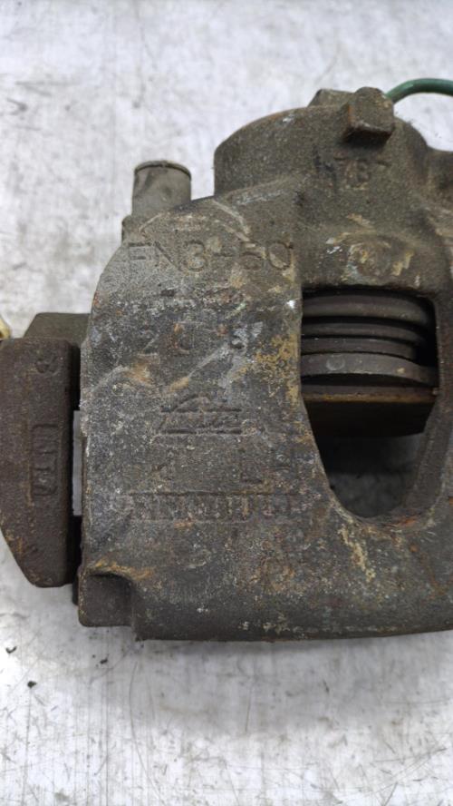 Etrier avant gauche (freinage) RENAULT LAGUNA 2 PHASE 2 BREAK Diesel