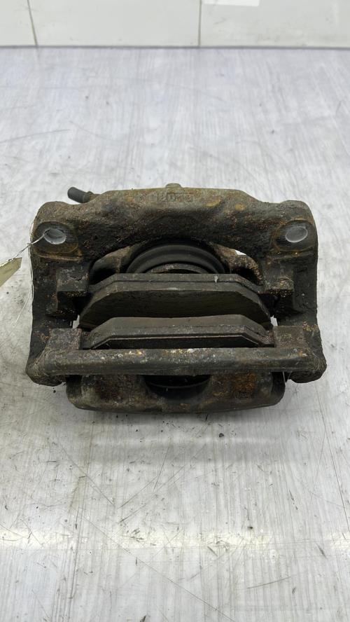 Etrier avant gauche (freinage) RENAULT LAGUNA 1 PHASE 2 Diesel