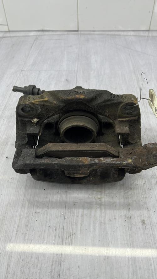 Etrier avant gauche (freinage) RENAULT MEGANE 1 PHASE 2 BREAK Diesel