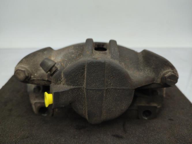 Etrier avant gauche (freinage) RENAULT MEGANE 2 PHASE 1 Essence