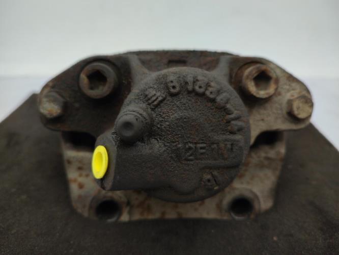 Etrier avant gauche (freinage) RENAULT CLIO 2 PHASE 2 Essence