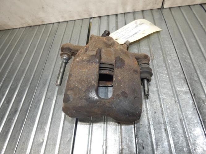 Etrier avant gauche (freinage) RENAULT CLIO 4 PHASE 1 BREAK Diesel