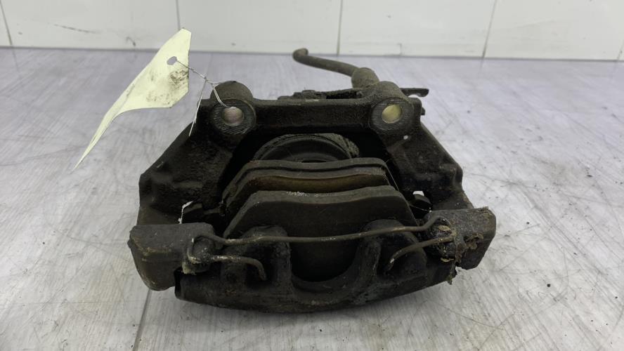 Etrier avant gauche (freinage) AUDI A4 1 PHASE 1 Diesel