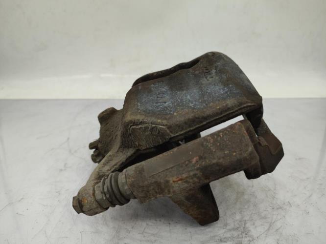 Etrier avant gauche (freinage) VOLKSWAGEN GOLF 7 PHASE 2 Diesel