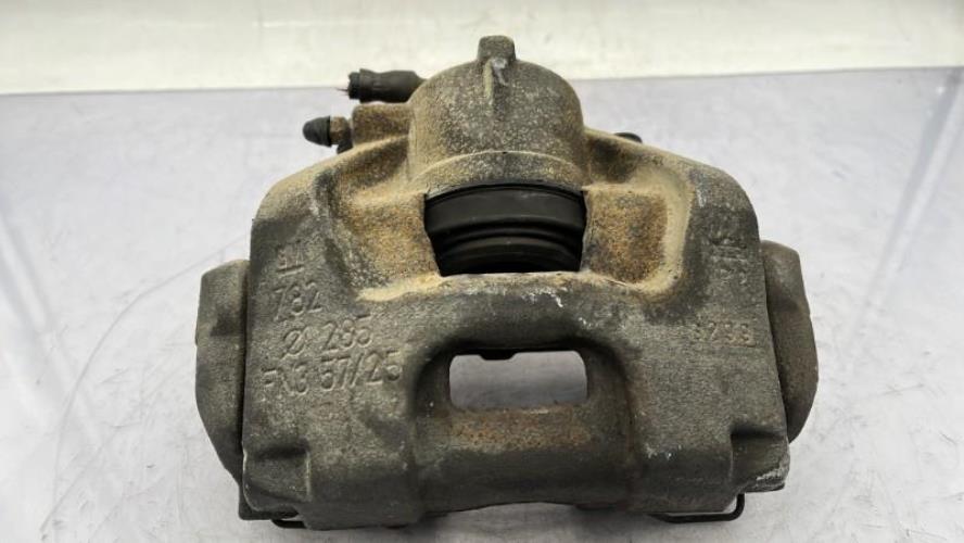 Etrier avant gauche (freinage) SAAB 9.3 2 SPORT HATCH PHASE 1 BREAK Diesel