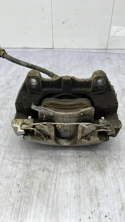 Etrier avant gauche (freinage) OPEL ASTRA H TWINTOP CABRIOLET Diesel
